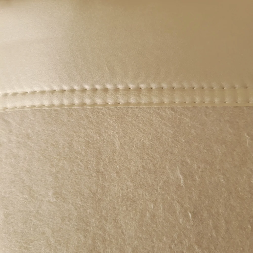 N Natori Silk Essence Blanket - Elegant Cream